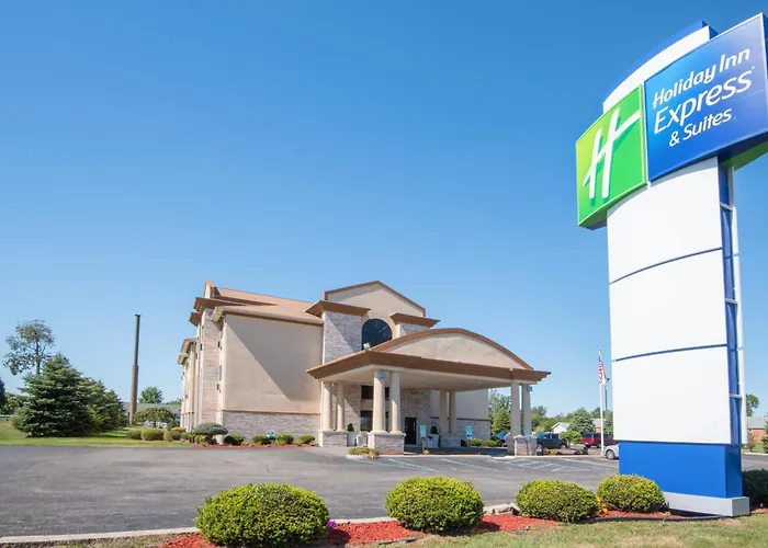 Holiday Inn Express Hotel & Suites Wauseon By Ihg